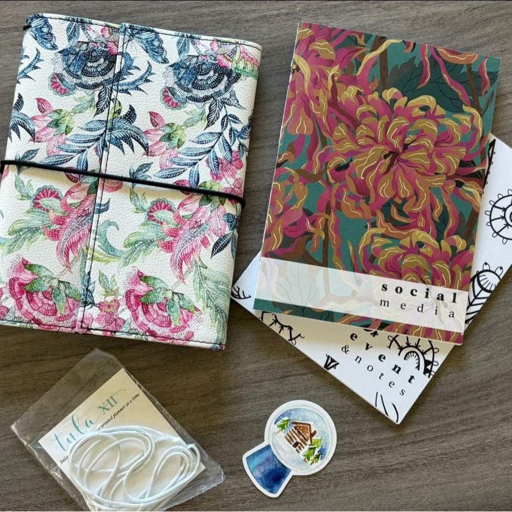 New Tula XII Floral Planner with 2 inserts